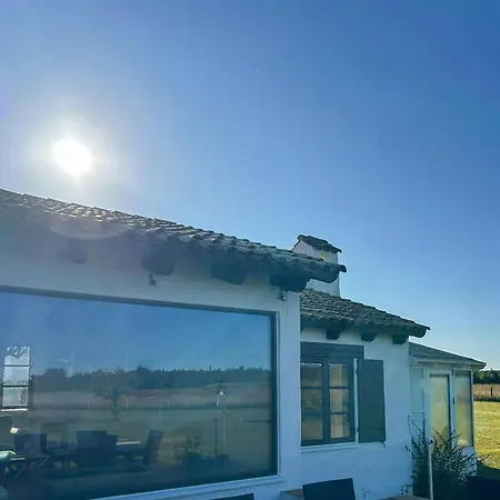 Σπίτι διακοπών Mediterranean-inspired On Country Holbæk